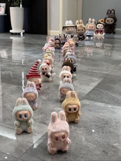 Douyin: 全是妈生仔 拼的就是手速 #labubu #拉布布