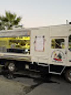 in detail: Polvos Truck